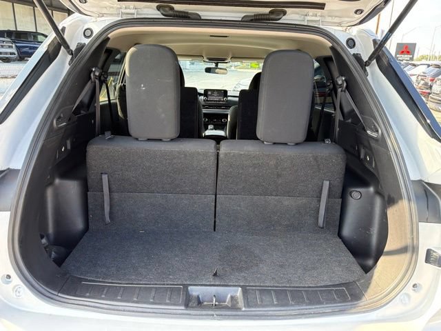 Used 2023 Mitsubishi Outlander ES FWD image 13
