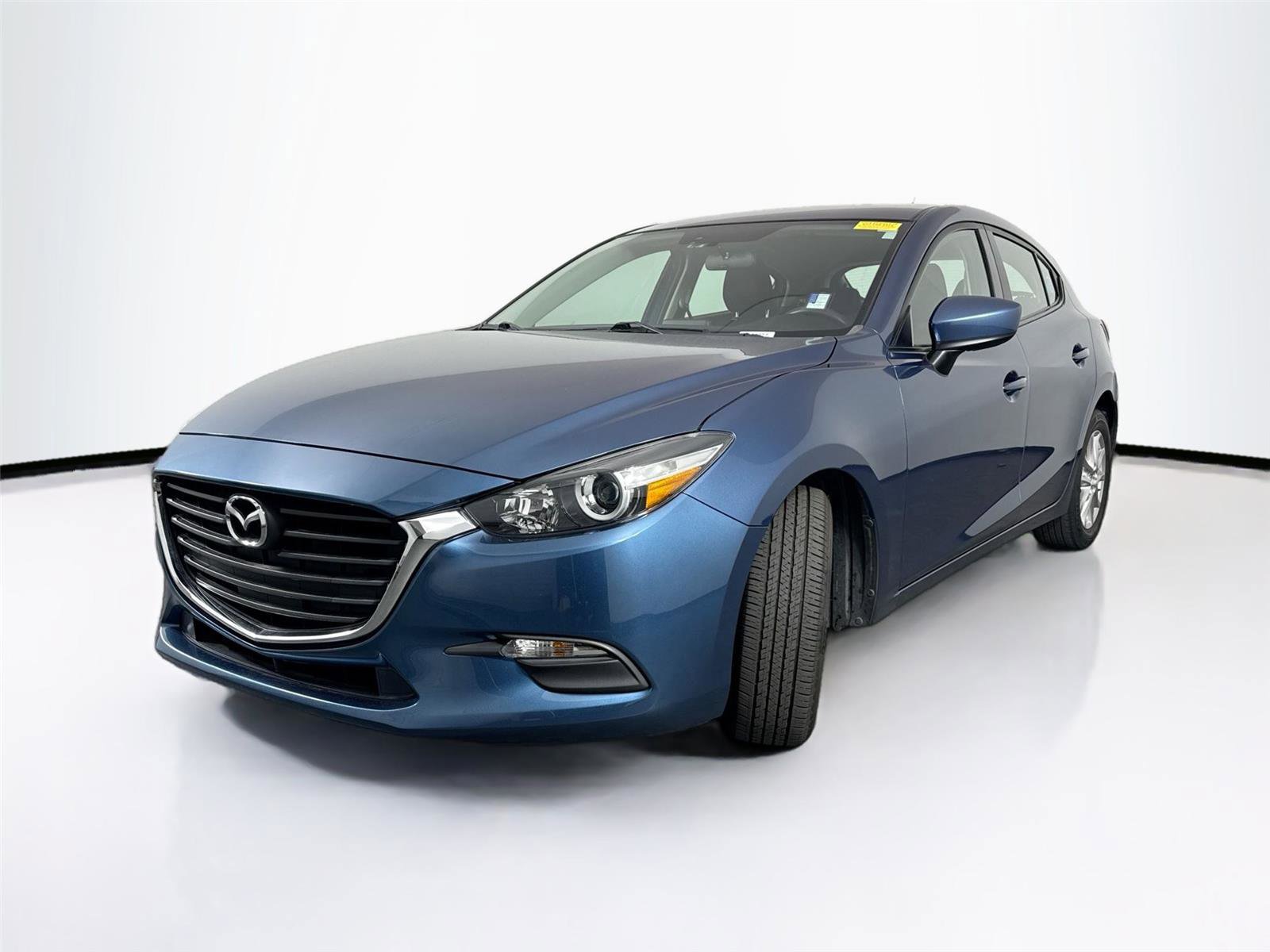Used 2017 MAZDA MAZDA3 Sport image 2