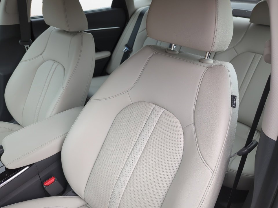 Certified 2023 Hyundai Sonata Limited w/ Cargo Package image 13
