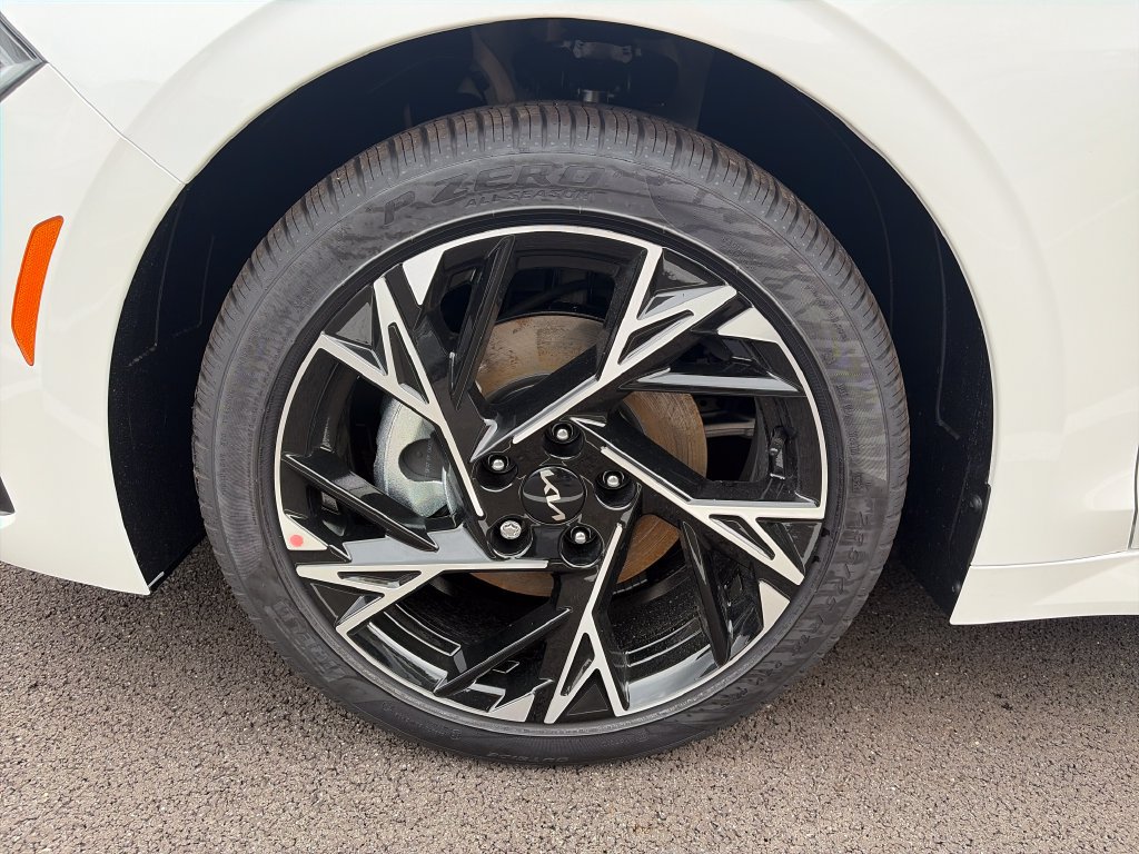 New 2026 Kia K5 GT-Line image 23
