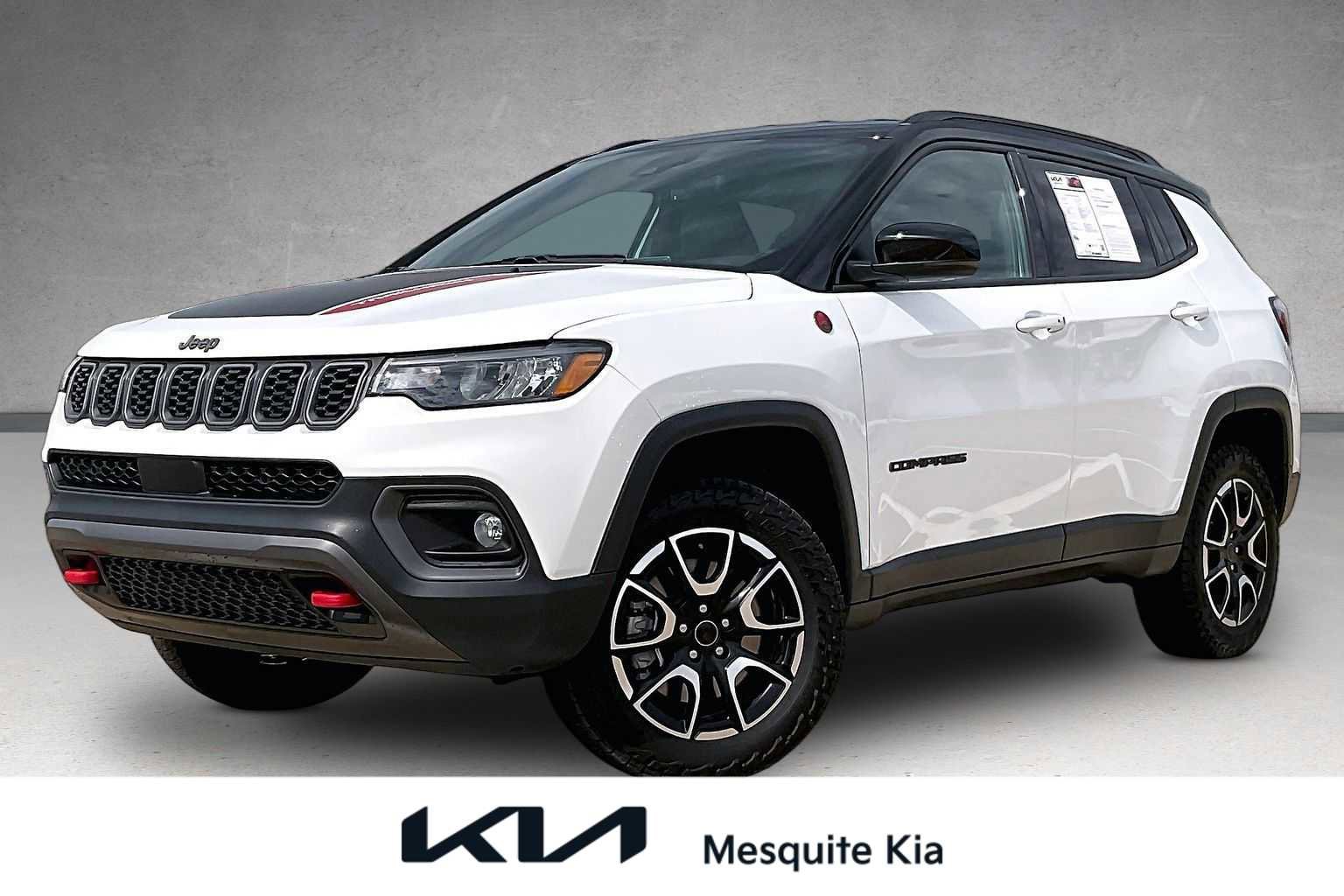Used 2025 Jeep Compass Trailhawk