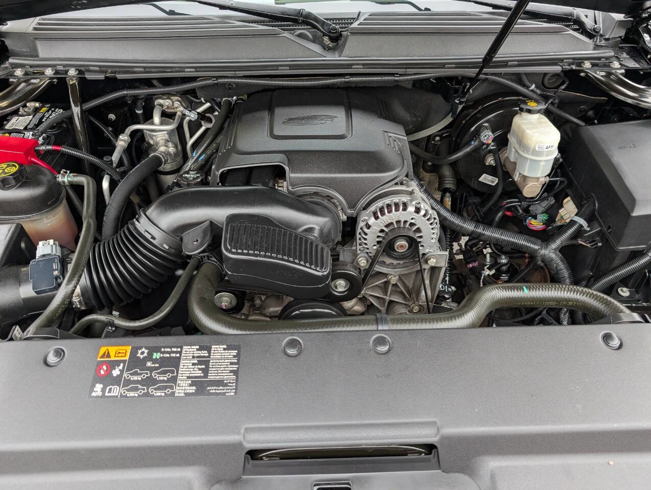 Used 2014 Cadillac Escalade Platinum image 9