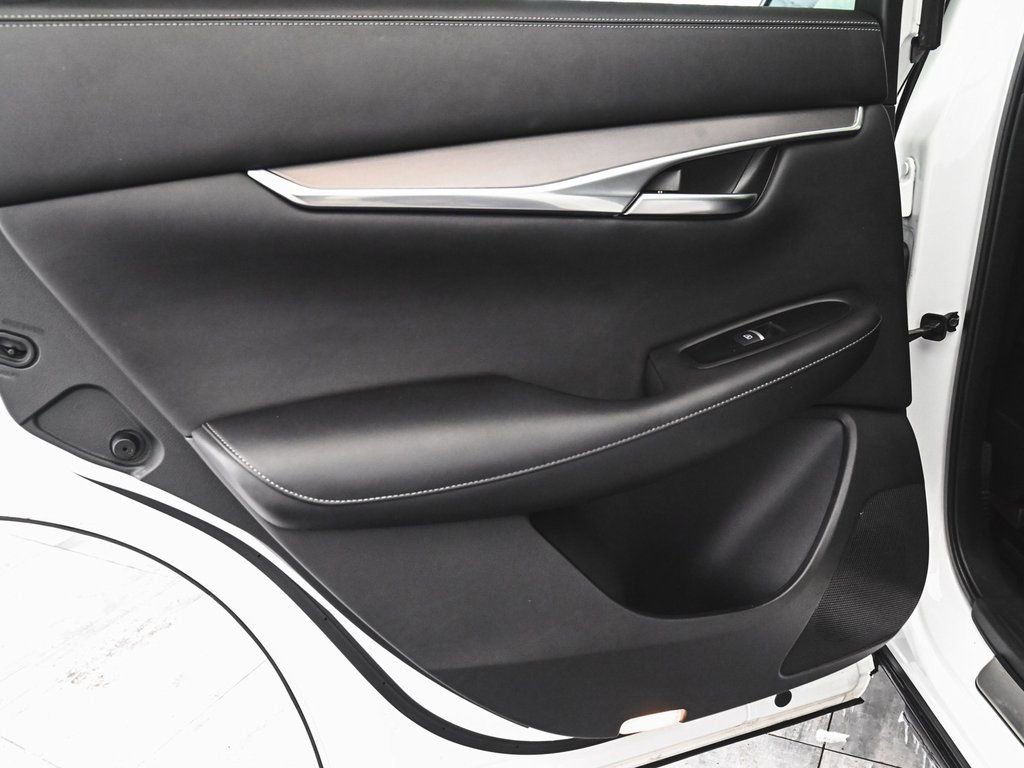 Used 2023 INFINITI QX50 Luxe image 12