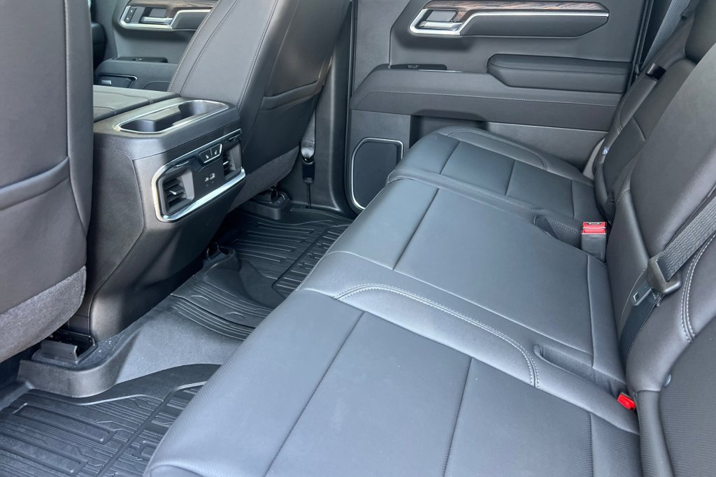 New 2026 GMC Sierra 1500 SLT w/ SLT Premium Package image 9