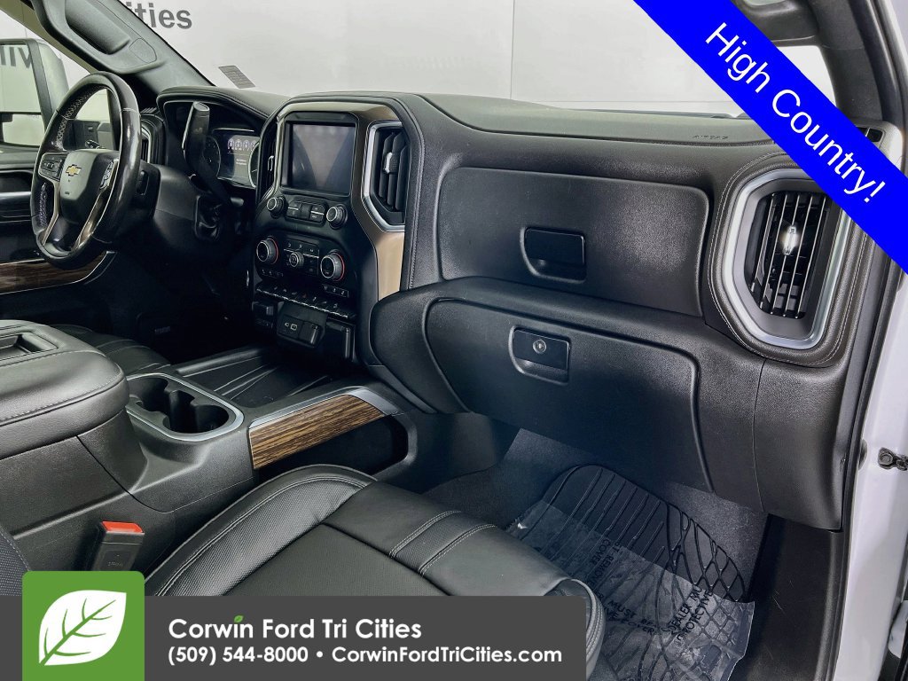 Used 2022 Chevrolet Silverado 3500 High Country w/ Safety Package II AWD/4WD image 28