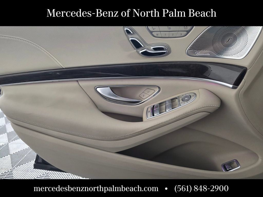 Used 2019 Mercedes-Benz S 560 Sedan image 26
