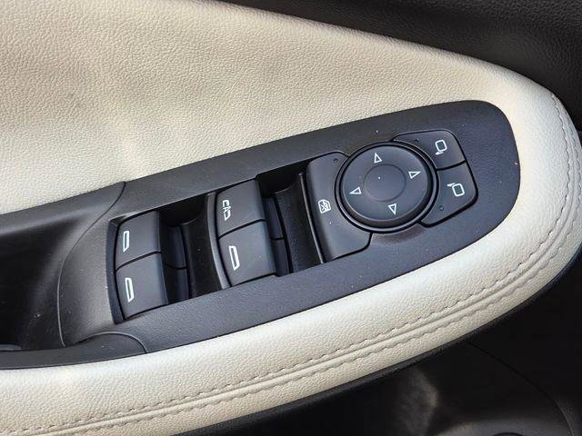 Certified 2025 Buick Encore GX Sport Touring w/ Advanced Technology Package FWD image 17
