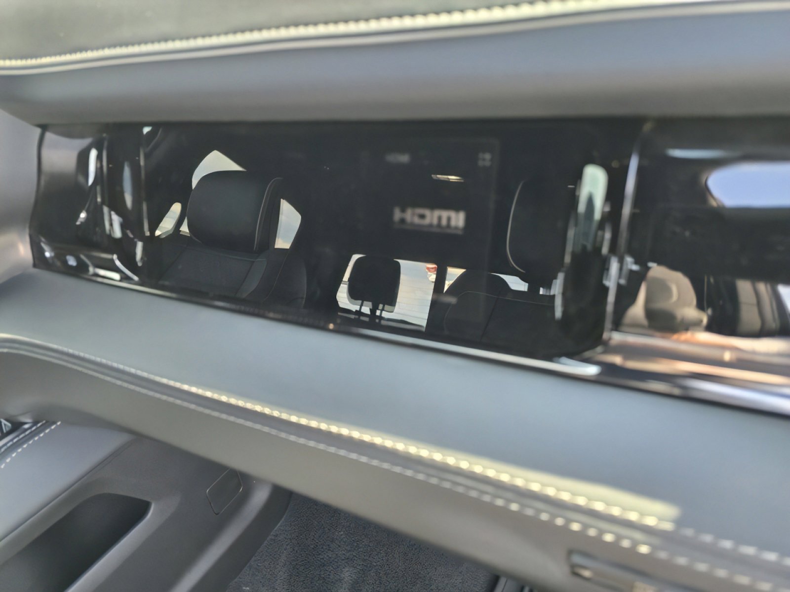 New 2025 RAM 2500 Limited image 36