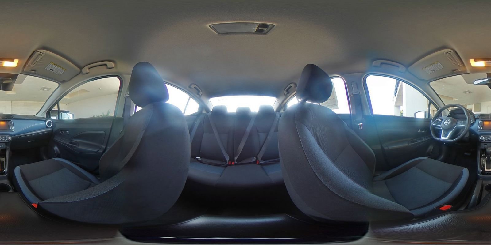 Used 2025 Nissan Versa SV image 43