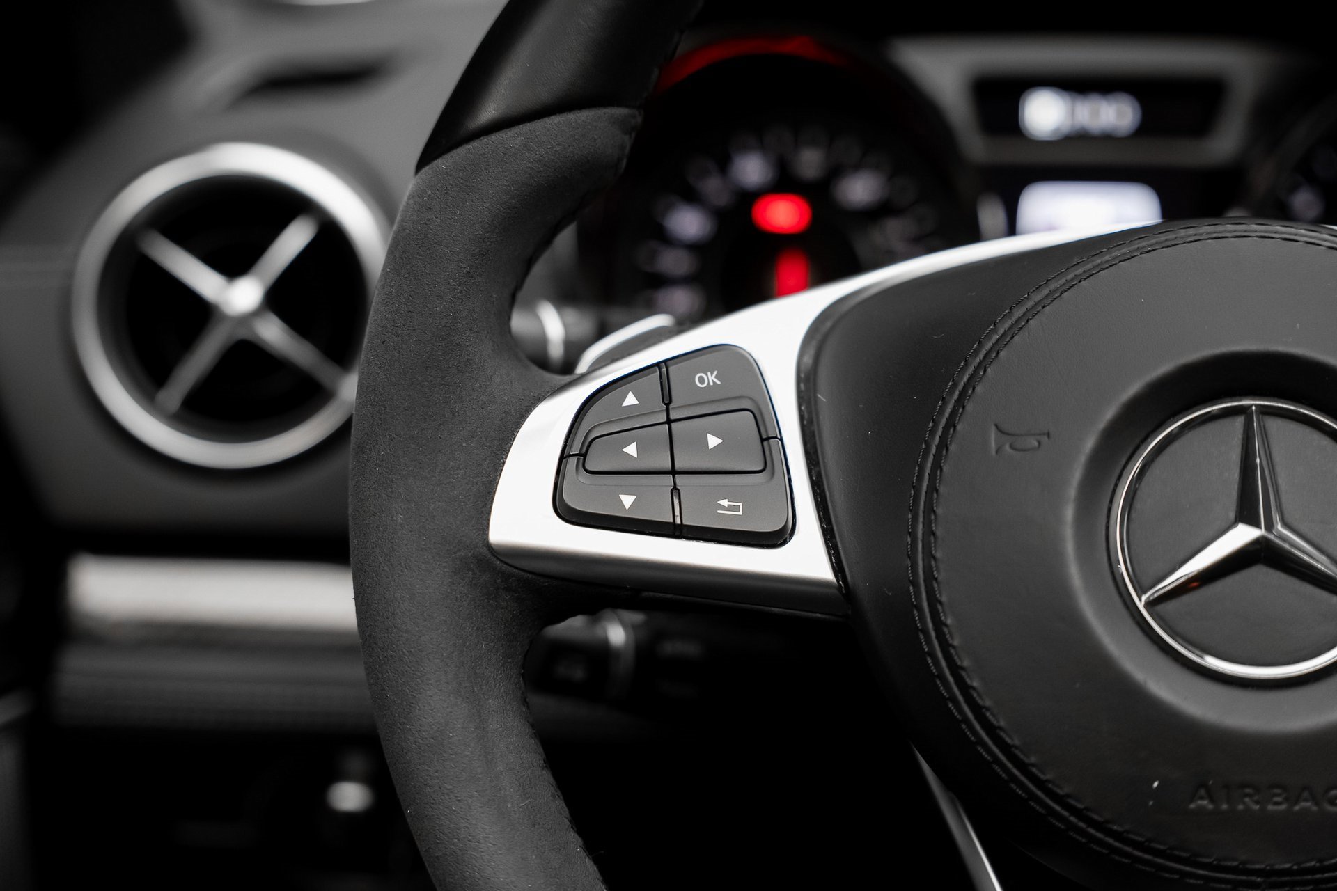 Used 2019 Mercedes-Benz SL 550 image 47