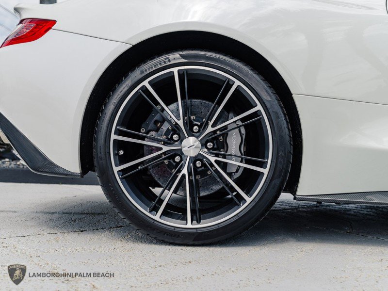 Used 2014 Aston Martin Vanquish Volante RWD image 36