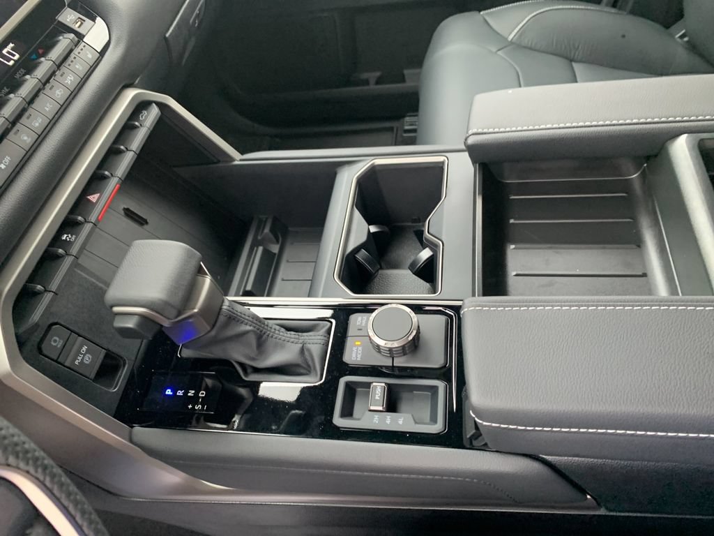 New 2026 Toyota Tundra Limited AWD/4WD image 23