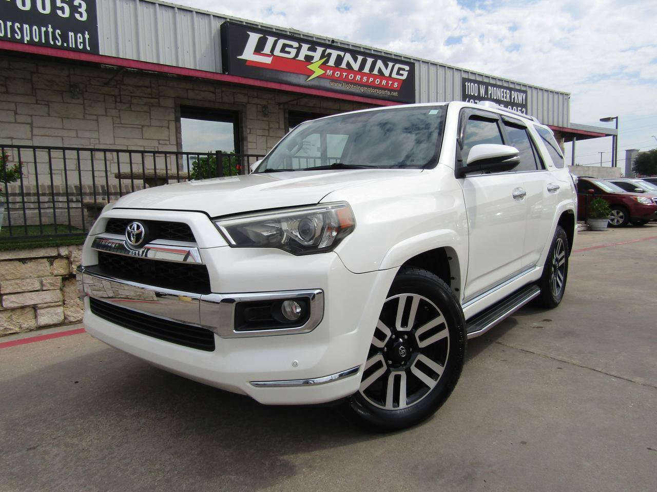 Used 2017 Toyota 4Runner Limited RWD image 1