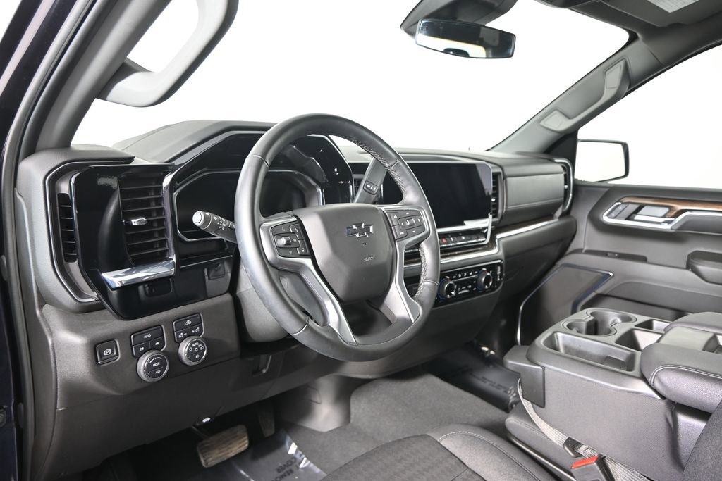 Used 2024 Chevrolet Silverado 1500 RST image 22