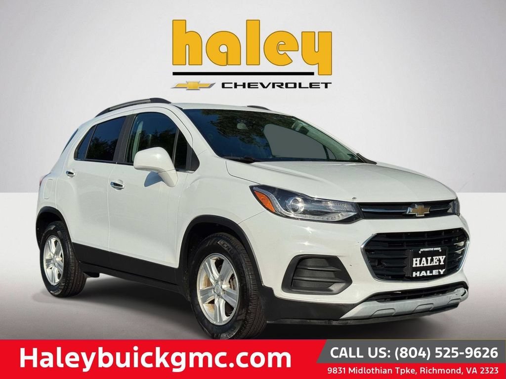 Used 2020 Chevrolet Trax LT w/ LT Convenience Package FWD image 1