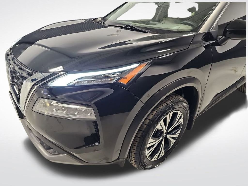 Used 2023 Nissan Rogue SV image 25