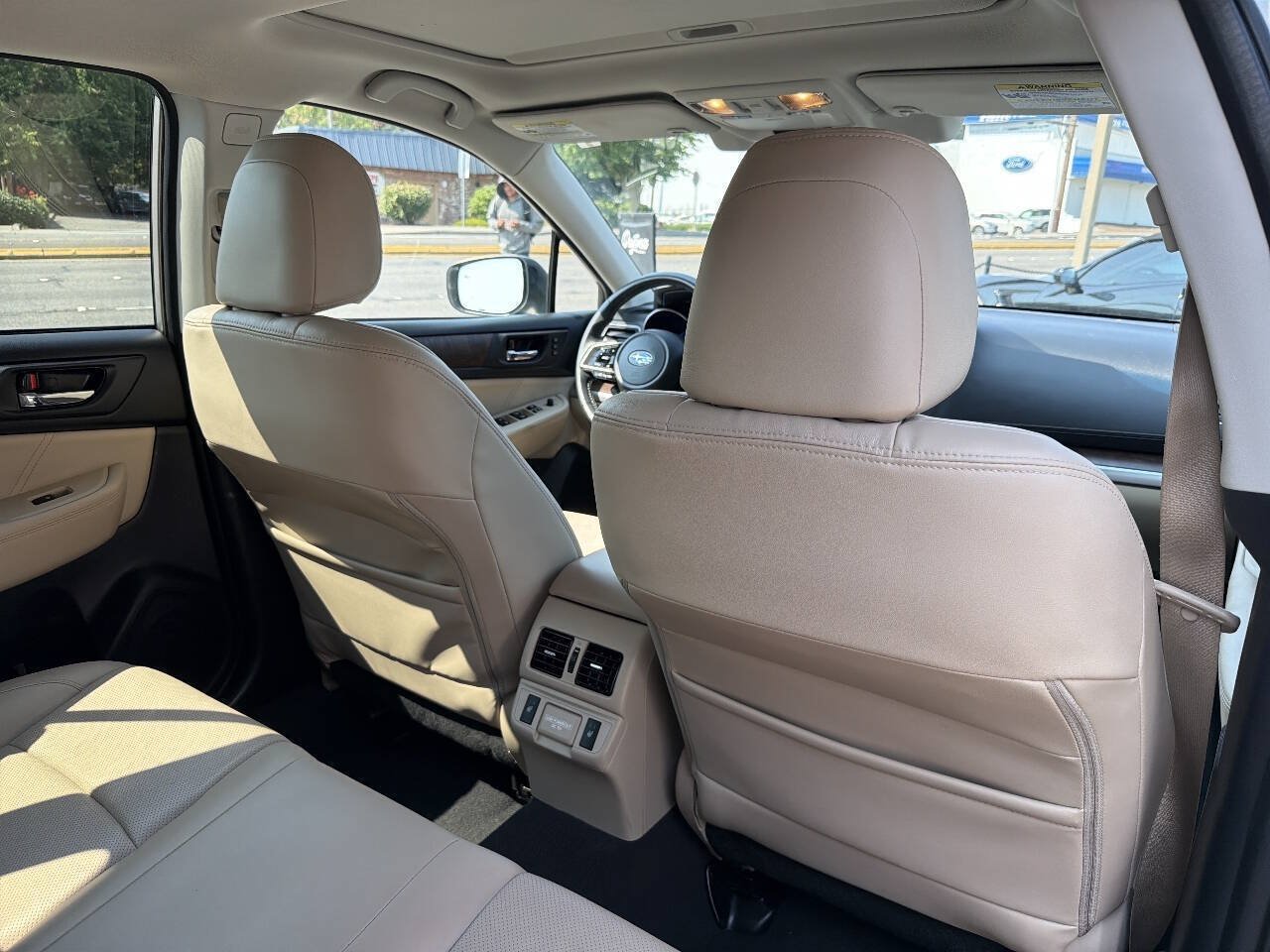 Used 2018 Subaru Outback 2.5i Limited AWD/4WD image 24