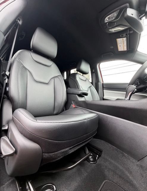 New 2026 Jeep Compass Limited AWD/4WD image 14