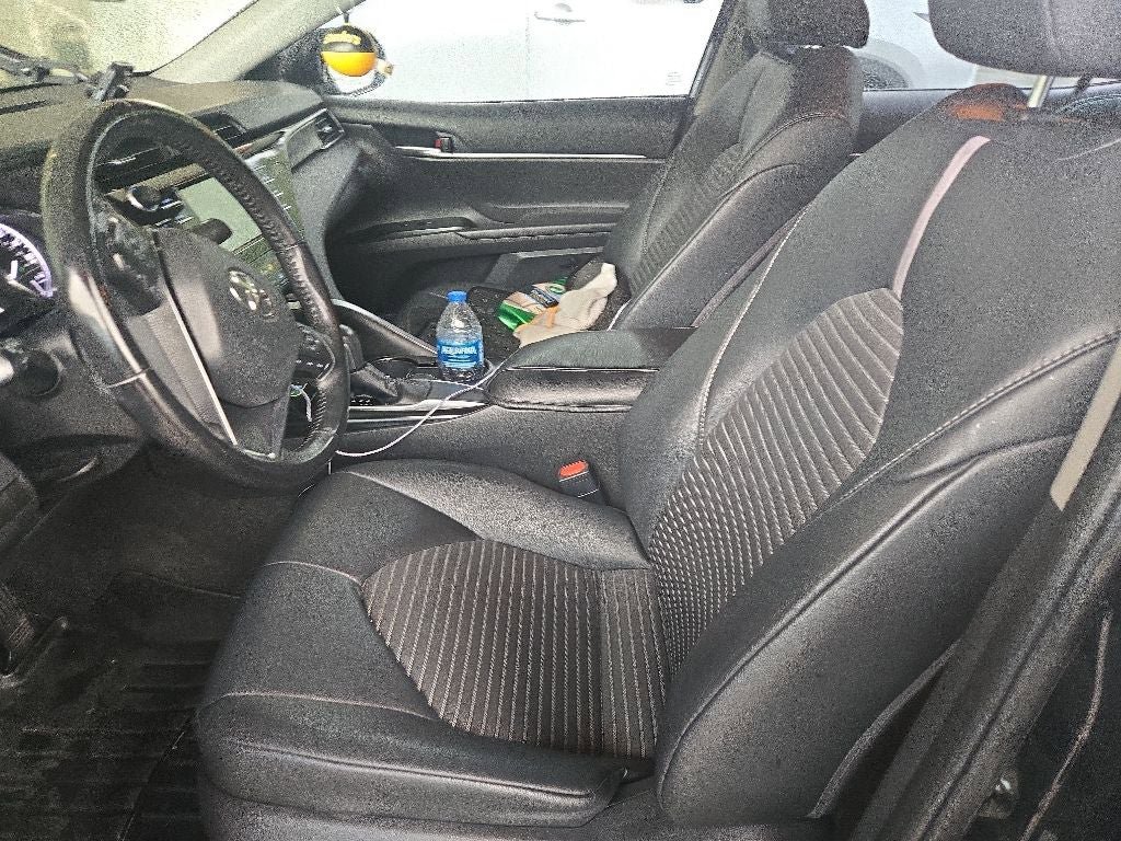 Used 2019 Toyota Camry SE FWD image 4