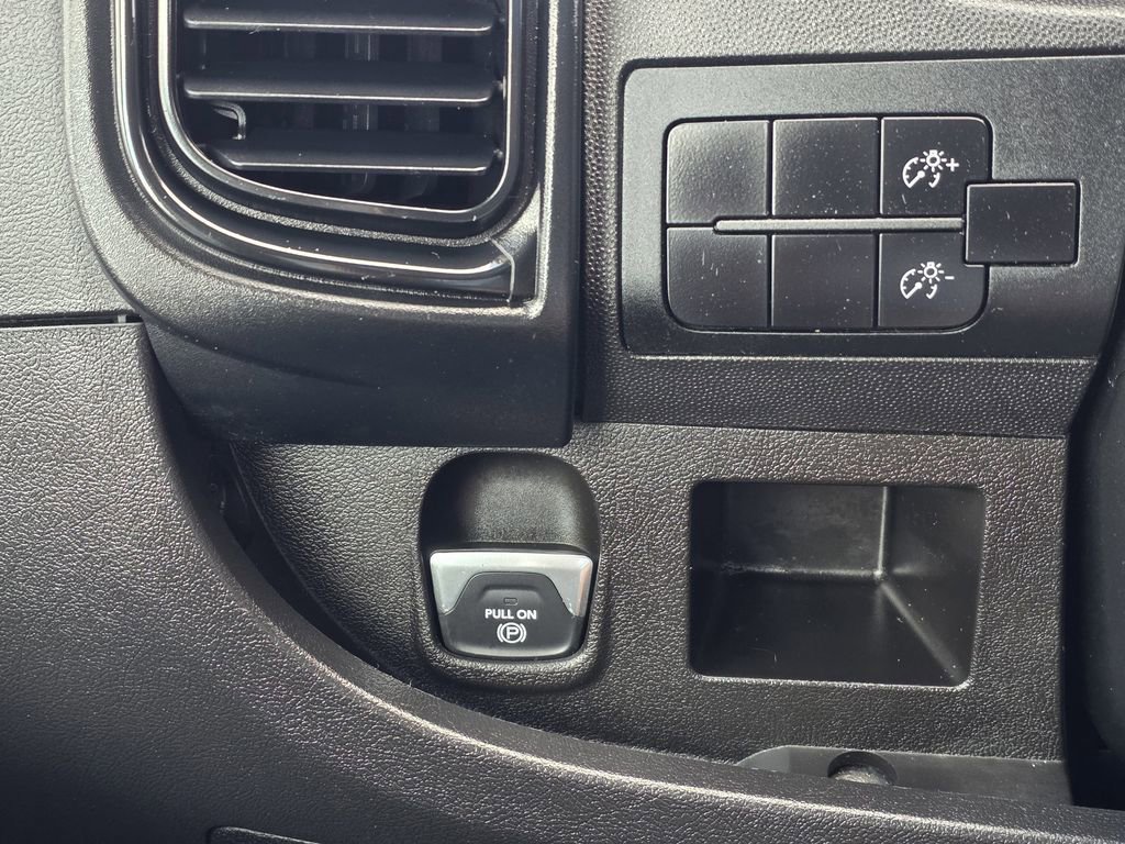 Used 2023 RAM ProMaster 2500 image 32