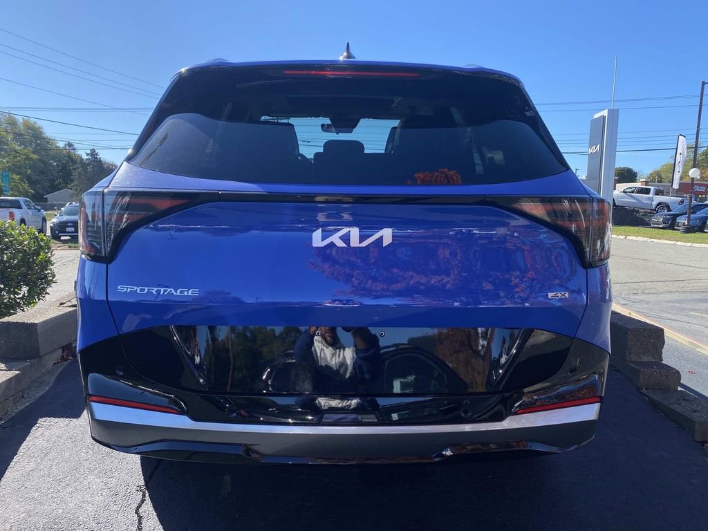 New 2026 Kia Sportage SX image 3