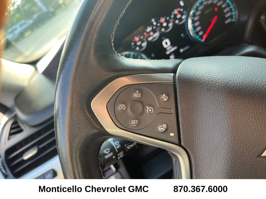 Used 2019 Chevrolet Suburban Premier AWD/4WD image 25