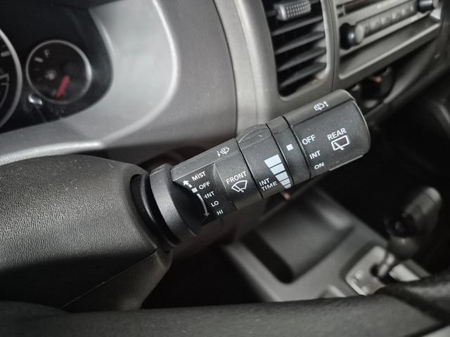 Used 2006 Nissan Xterra SE AWD/4WD image 22