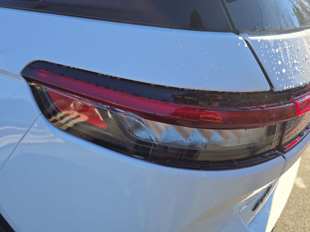 New 2025 Jeep Grand Cherokee Altitude image 35