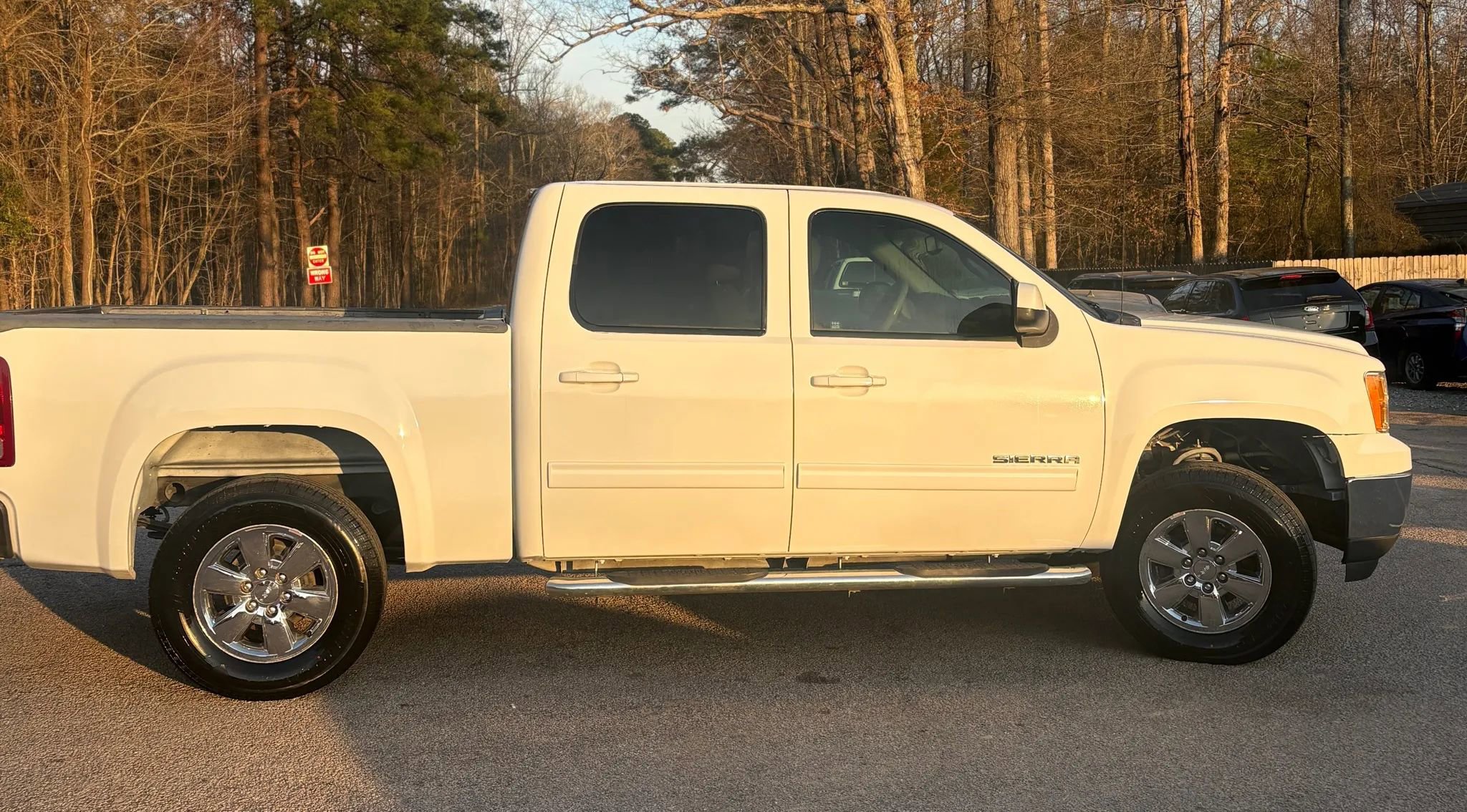 Used 2012 GMC Sierra 1500 SLT w/ SLT Convenience Package image 39