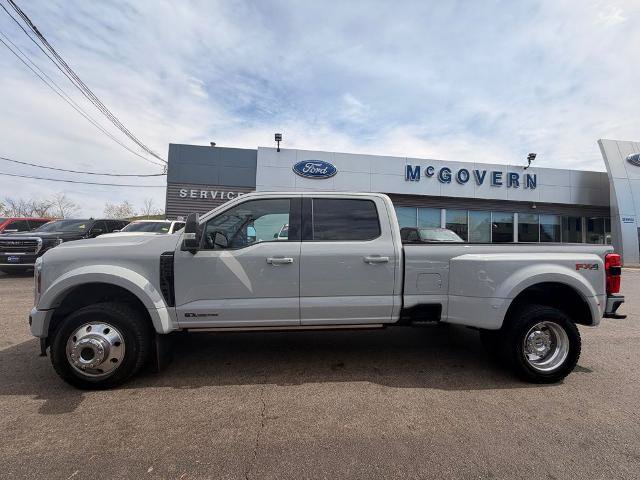 Certified 2025 Ford F450 Platinum w/ FX4 Off-Road Package AWD/4WD image 3