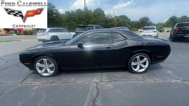 Used 2015 Dodge Challenger SXT w/ Super Sport Group (SS/T) RWD image 5