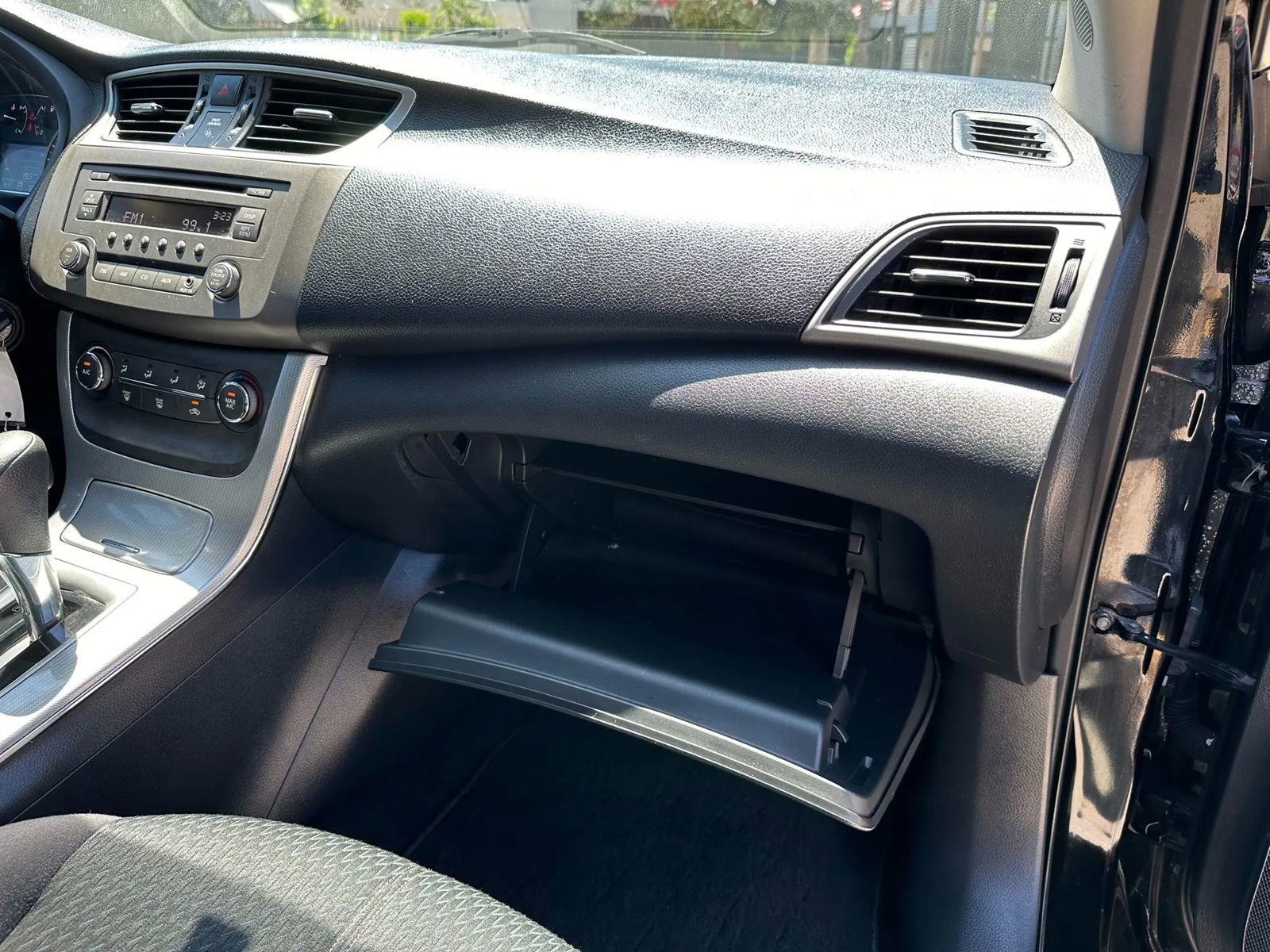 Used 2013 Nissan Sentra SR w/ Protection Pkg FWD image 26