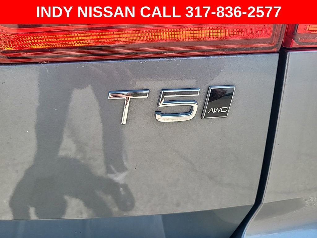 Used 2018 Volvo XC60 T5 Momentum w/ Vision Package AWD/4WD image 21