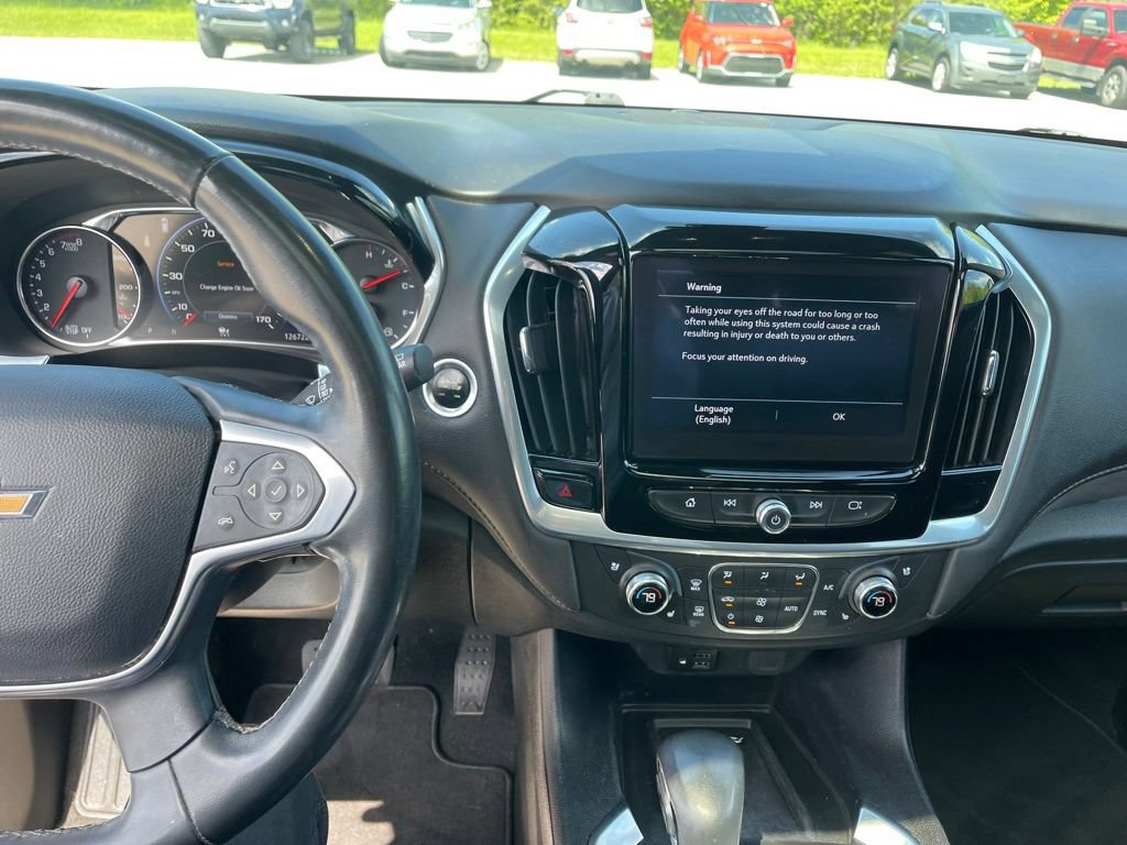 Used 2023 Chevrolet Traverse High Country FWD image 11