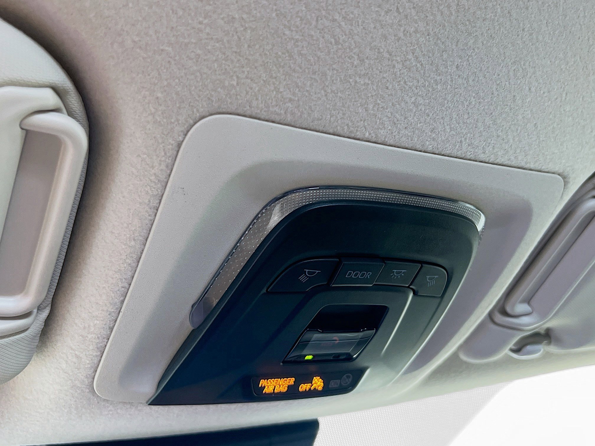 Used 2025 Toyota Corolla LE image 22