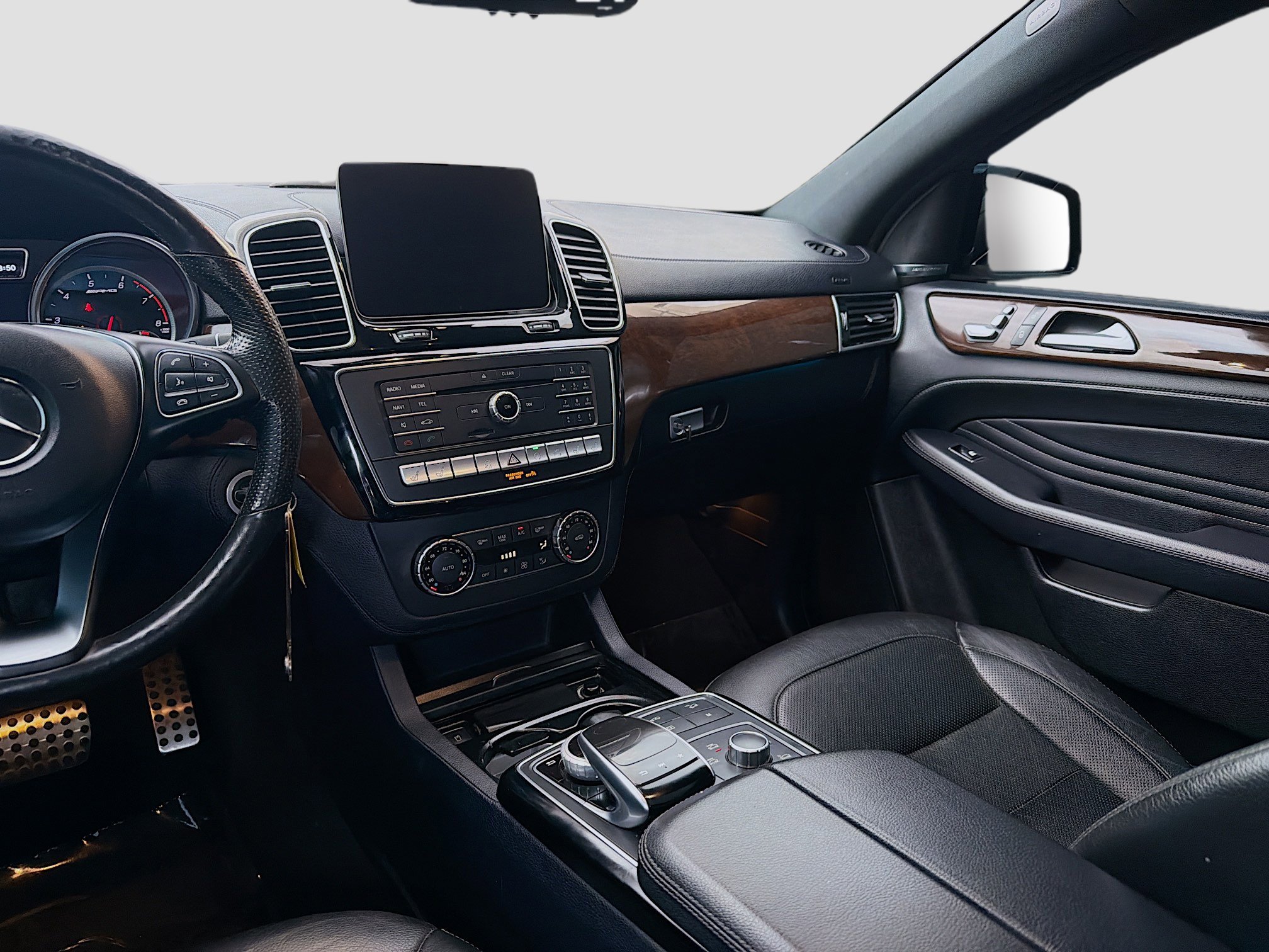 Used 2019 Mercedes-Benz GLE 43 AMG 4MATIC Coupe w/ Premium 3 Package image 21