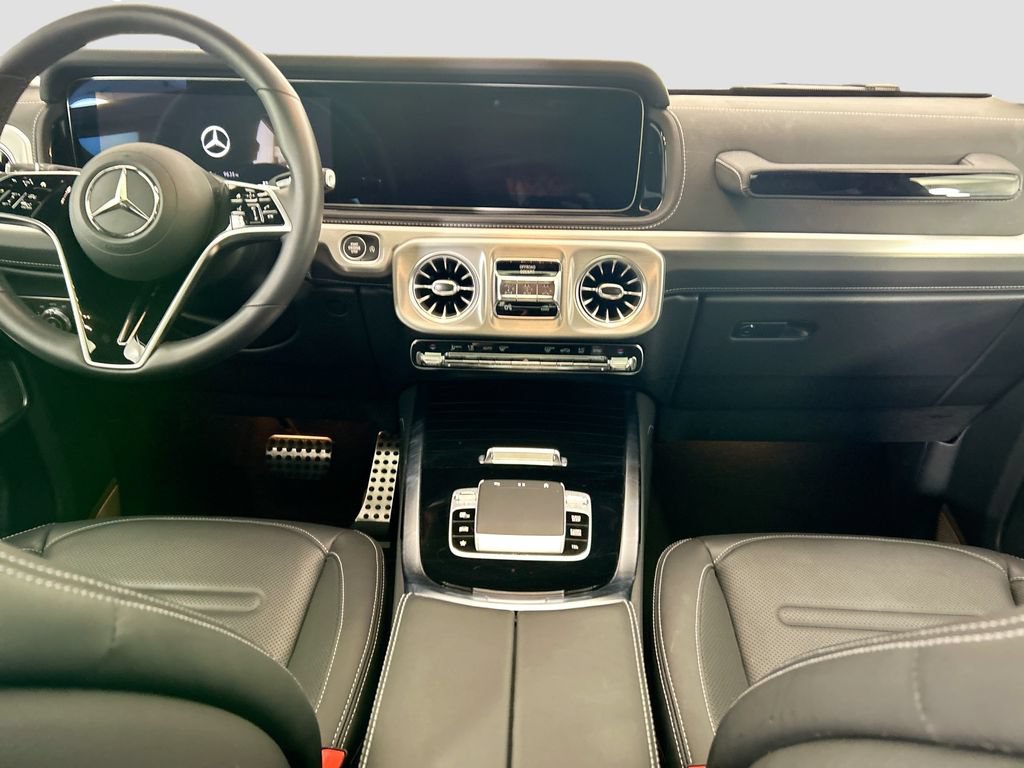 Used 2025 Mercedes-Benz G 550 image 13