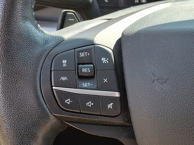 Used 2020 Ford Explorer XLT w/ Equipment Group 202A AWD/4WD image 23