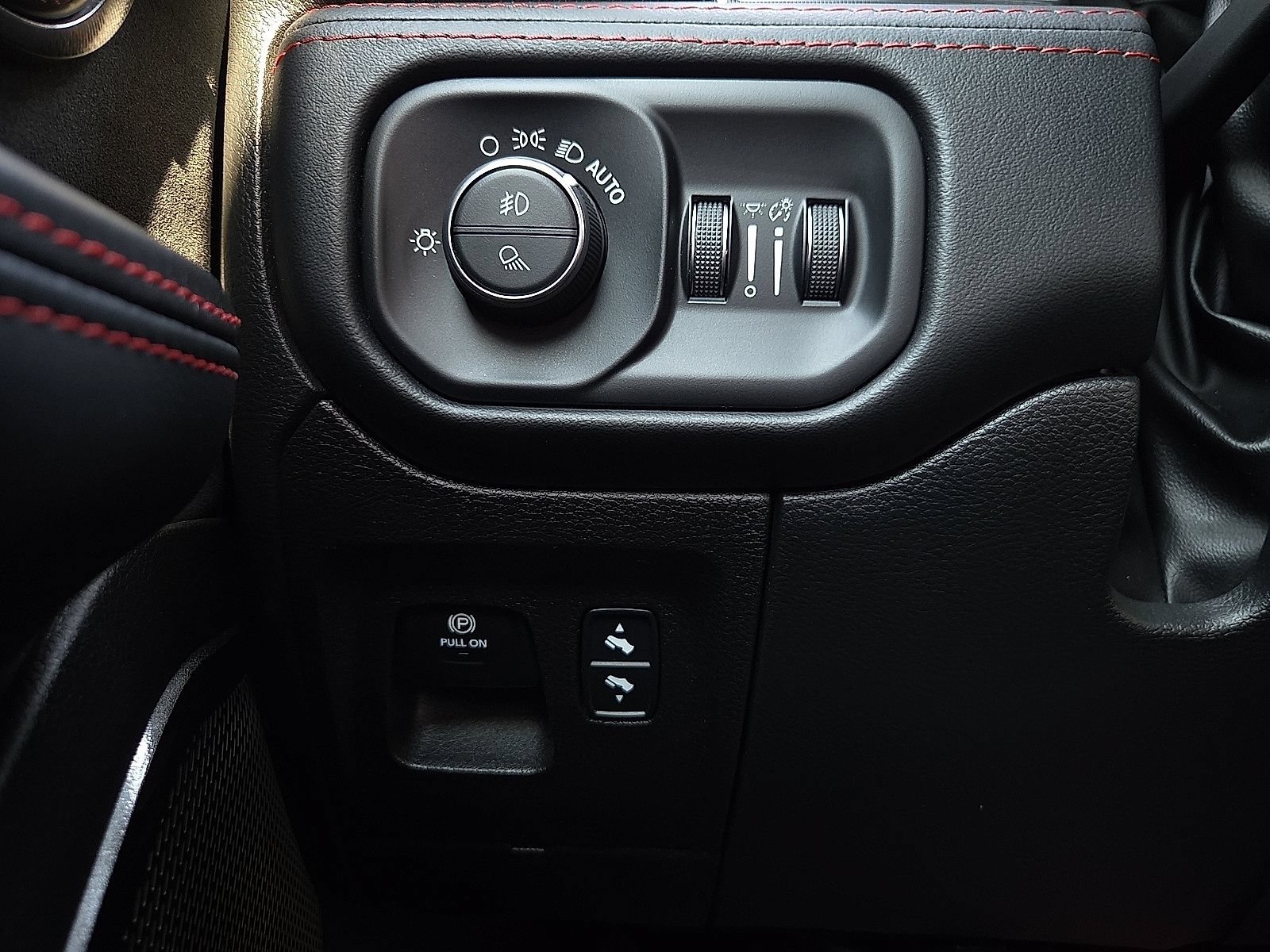 Used 2022 RAM 1500 TRX w/ TRX Level 2 Equipment Group AWD/4WD image 22
