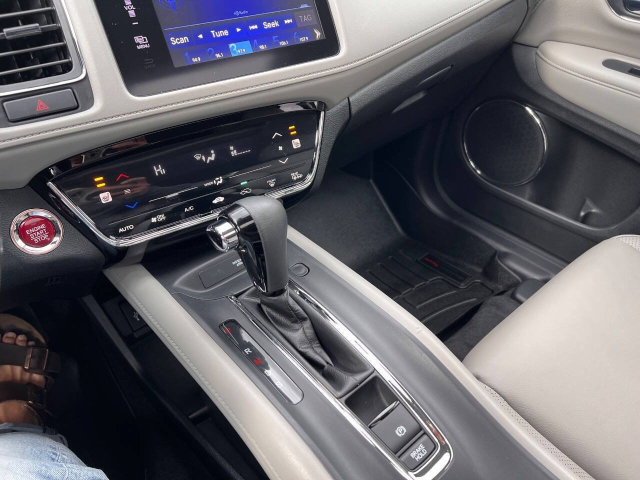 Used 2017 Honda HR-V EX-L image 14
