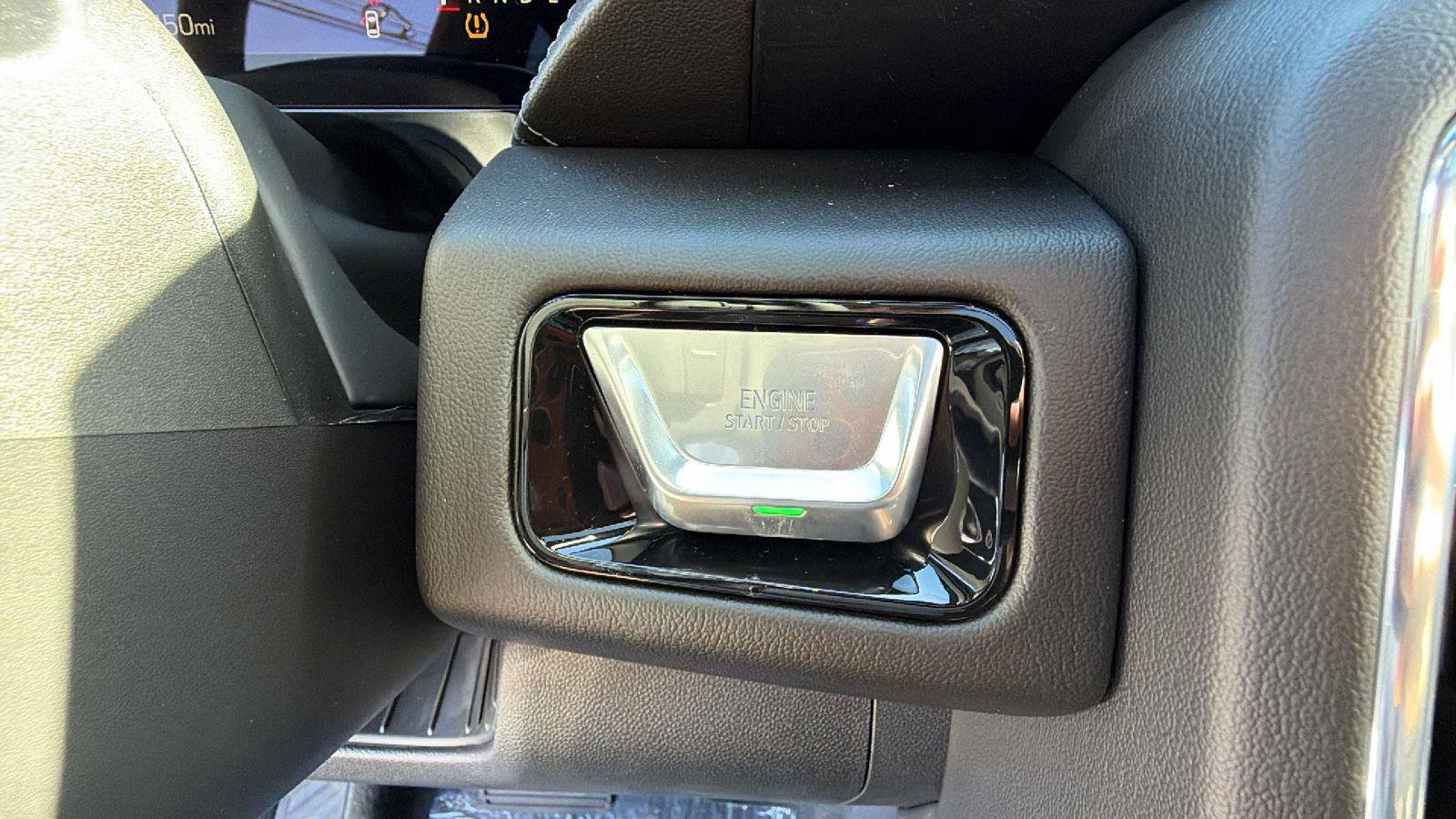 New 2025 GMC Yukon XL Denali w/ Sun & Power Step Package image 16