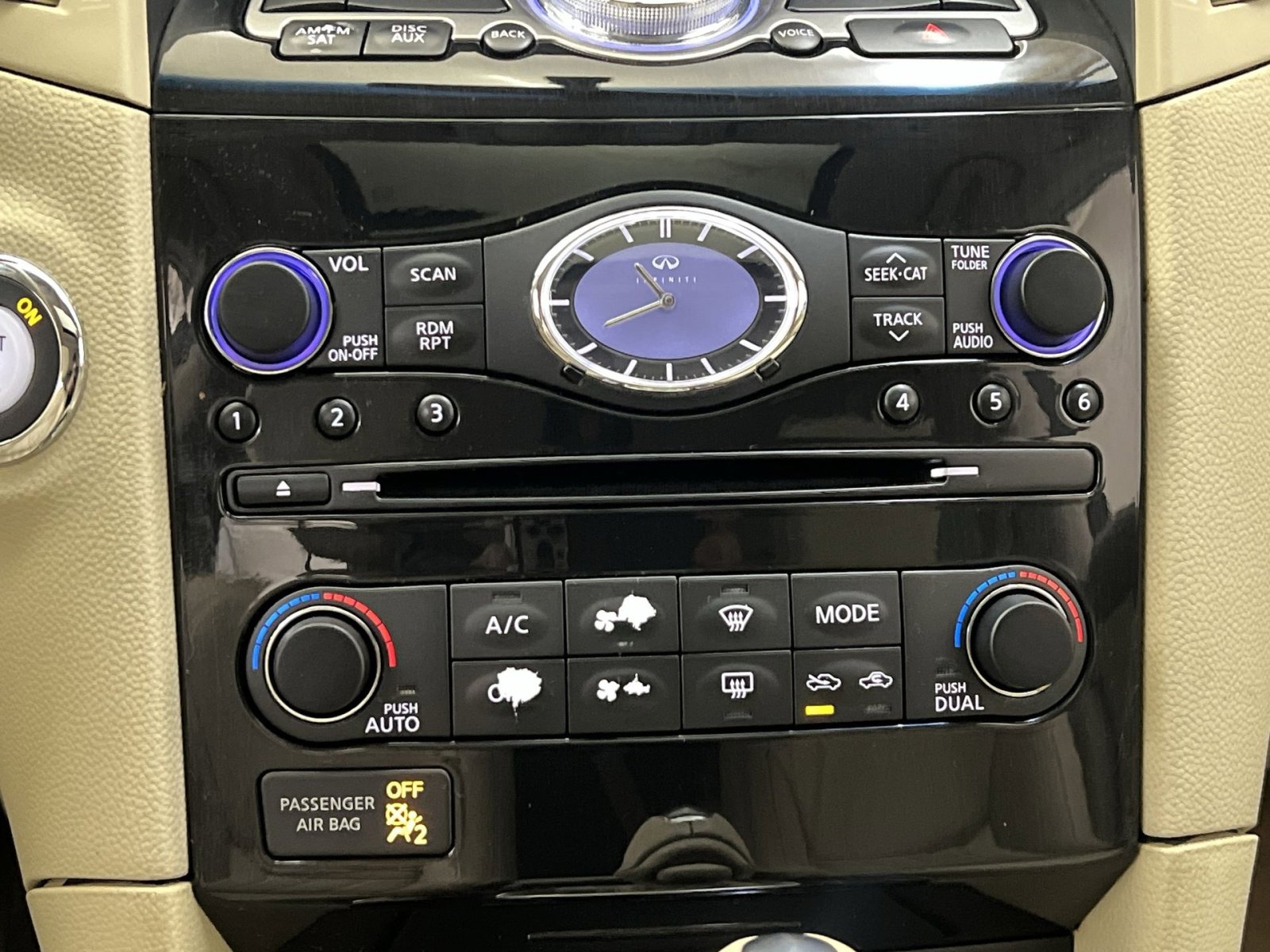 Used 2013 INFINITI FX37 AWD w/ Premium Pkg image 20
