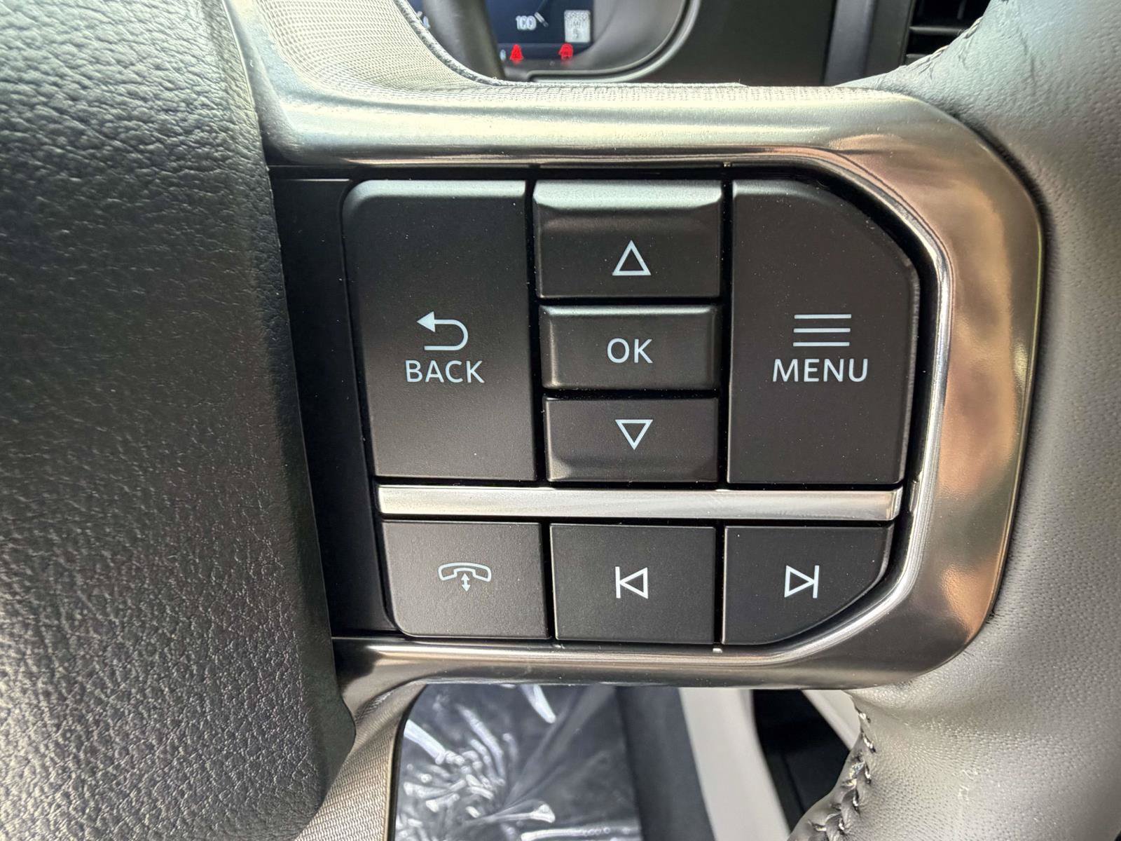 New 2026 Ford F350 Platinum w/ Platinum Plus Package AWD/4WD image 13
