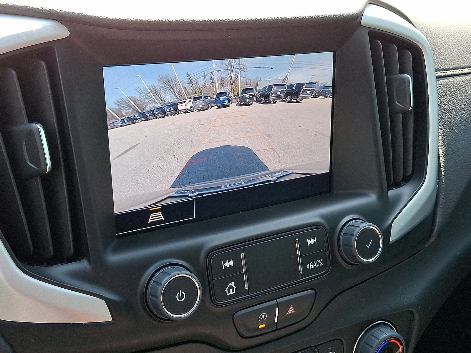 Certified 2023 GMC Terrain SLT w/ Infotainment Package II image 15