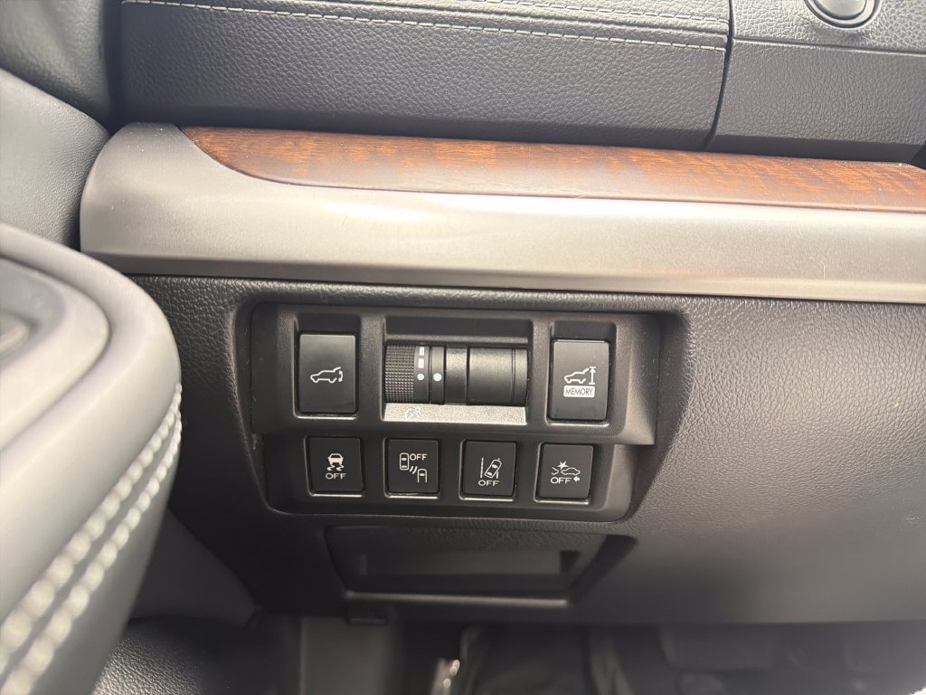 Used 2018 Subaru Outback 2.5i Limited AWD/4WD image 23