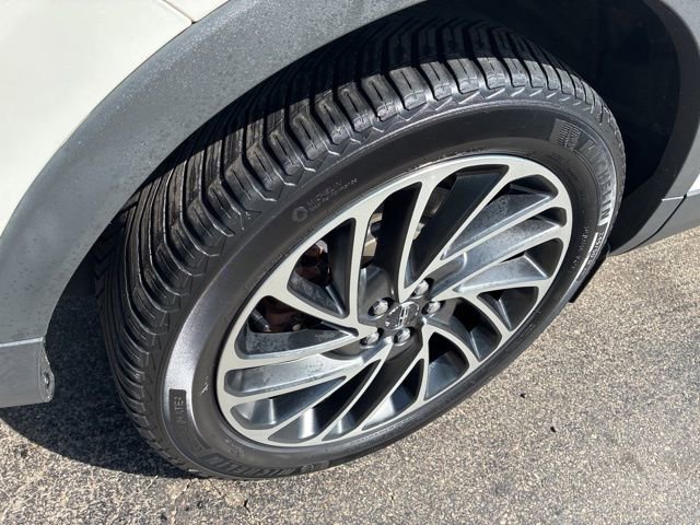 Used 2019 Lincoln Nautilus Reserve image 48