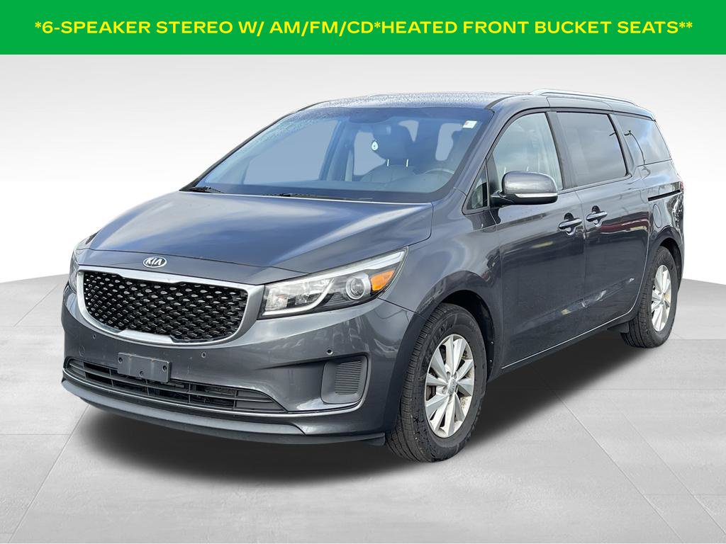 Used 2017 Kia Sedona LX w/ LX Essentials Premium Package FWD image 3