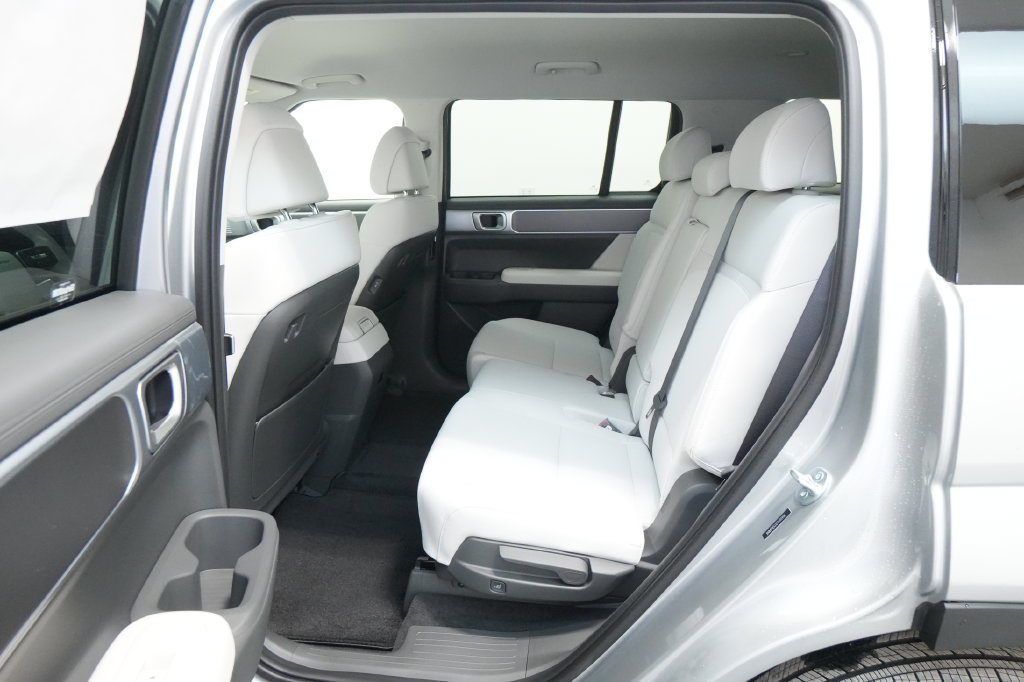 New 2026 Hyundai Santa Fe SE AWD/4WD image 22