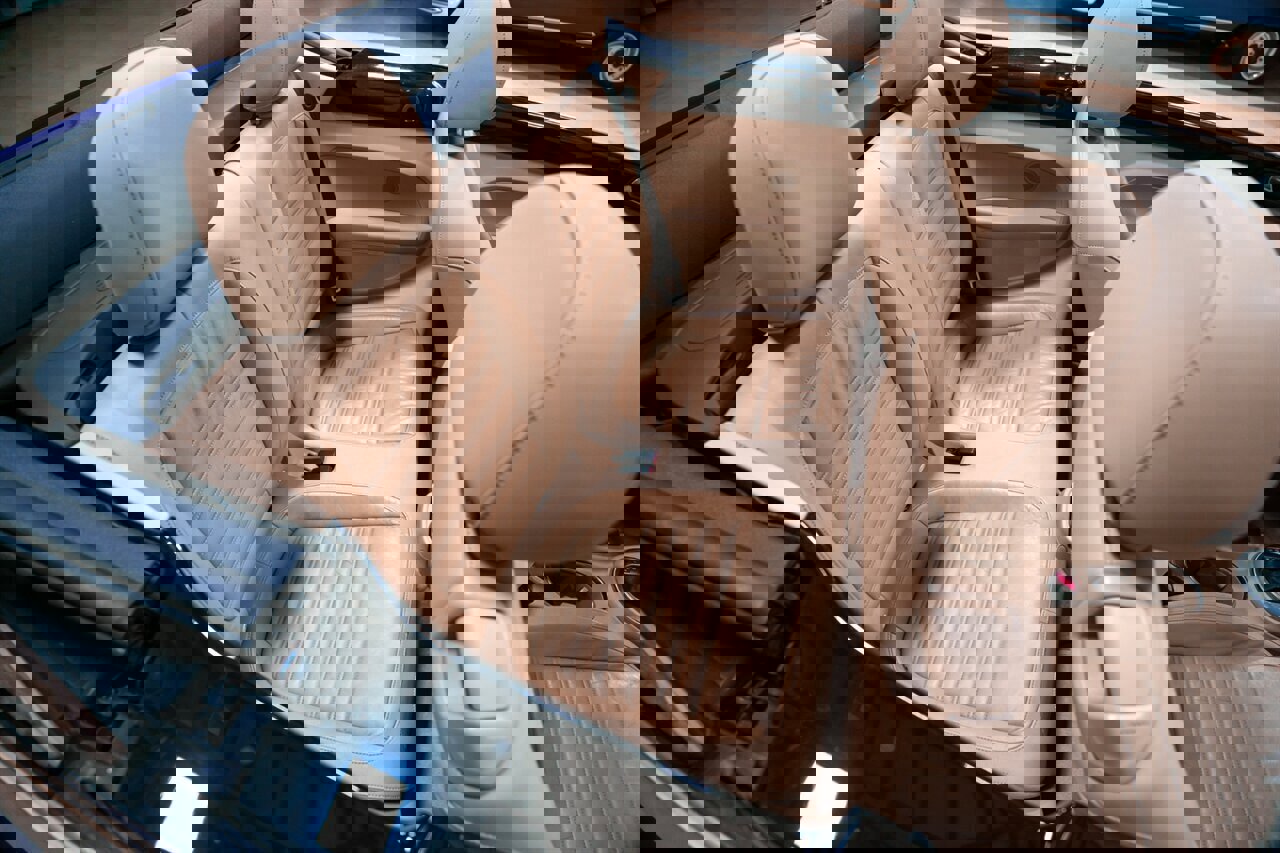 Used 2013 Volkswagen Beetle 2.0T image 17