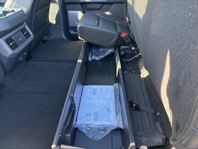 New 2026 Ford F350 Lariat w/ Lariat Premium Package image 32